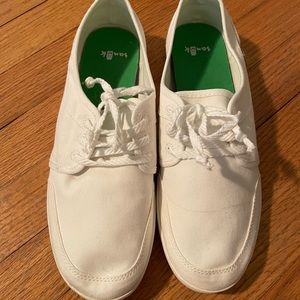 Sanuk Size 11 Pair O Dice Lace Shoes